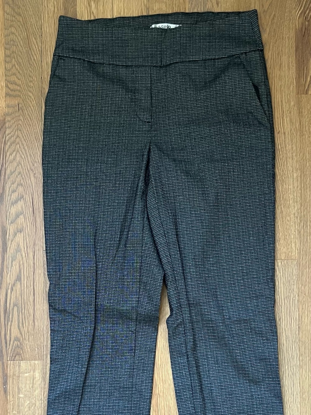 Women’s Gray Textured Pull-On Dress Pants